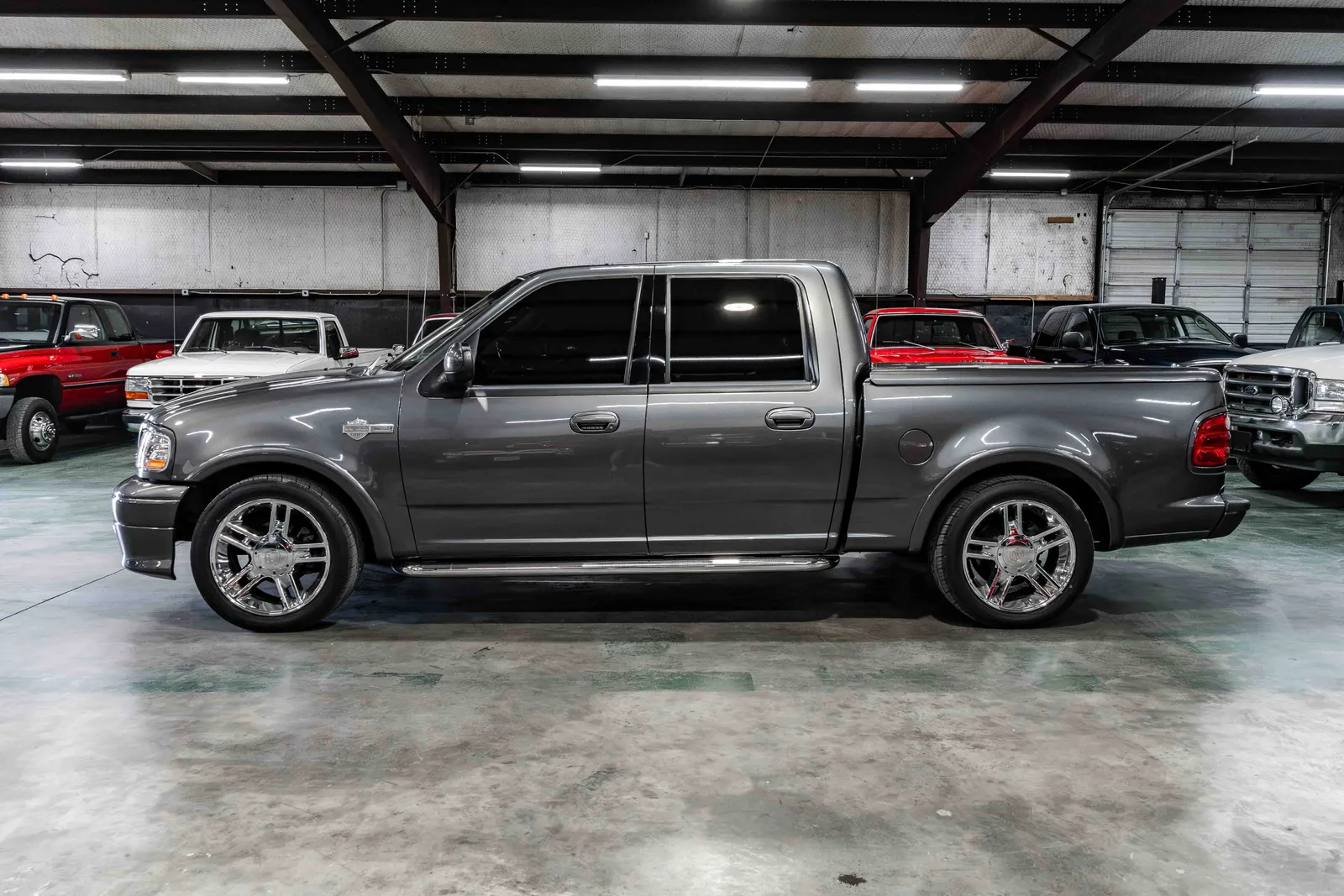 2002-Ford-F150-Dark Shadow Gray Metallic-1FTRW07372KD39058-34.jpg